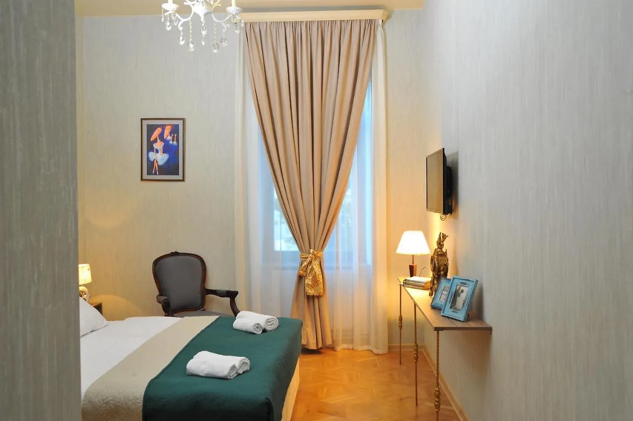 Brickwall Tbilisi-Tbilisi Vibe Hotel